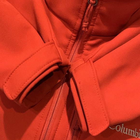 Columbia Ascender Softshell Jacket - Picture 3 of 11